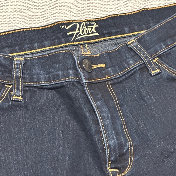 Old Navy flirt jeans - Picture 3 of 3
